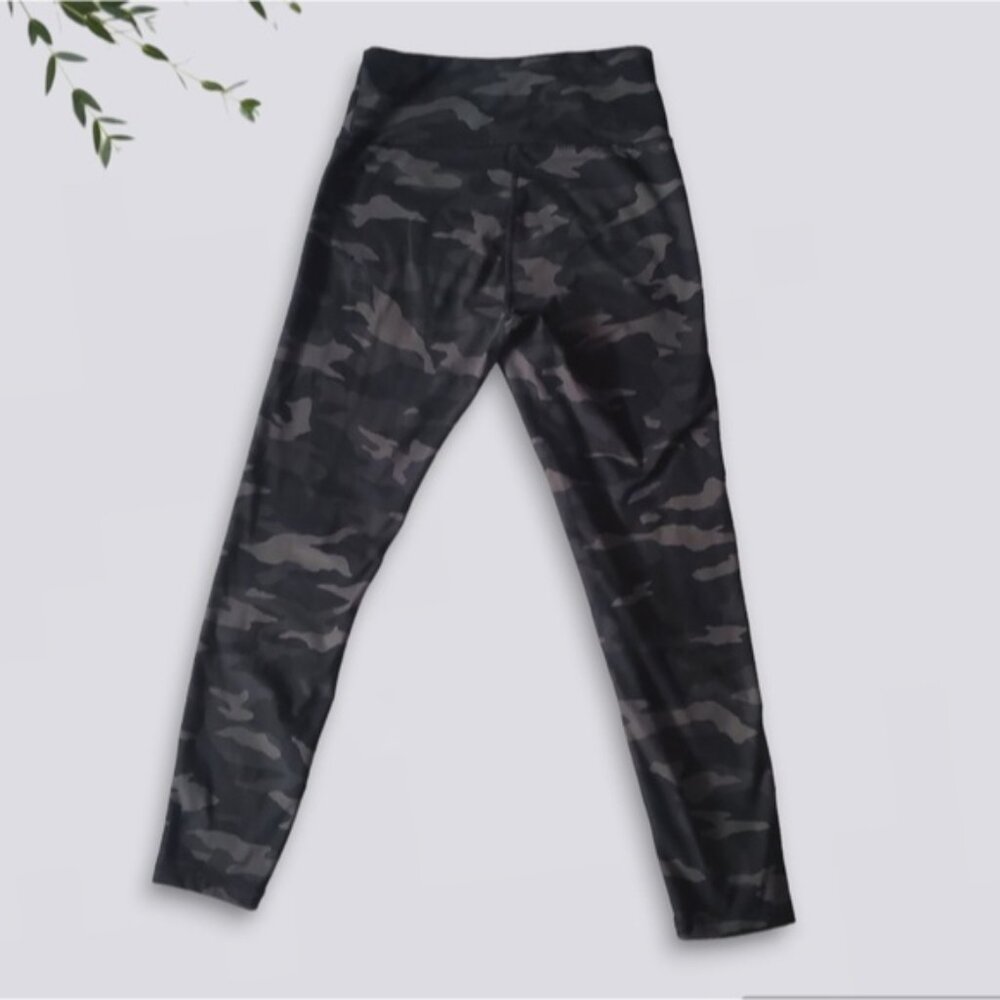 Zobha Camo Leggings- Size M - Picture 3 of 12